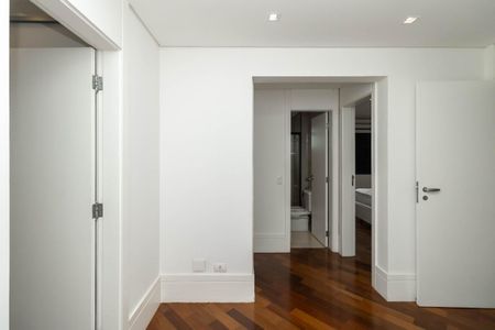 Apartamento à venda com 140m², 3 quartos e 3 vagas
