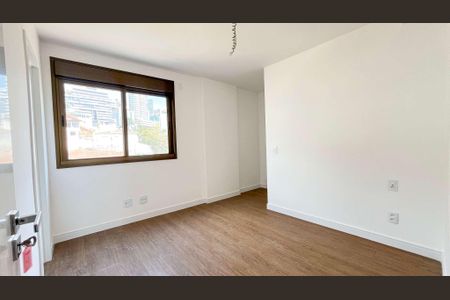 Apartamento à venda com 4 quartos, 186m² em Santa Lúcia, Belo Horizonte