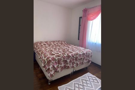 Casa à venda com 3 quartos, 170m² em Cidade São Jorge, Santo André