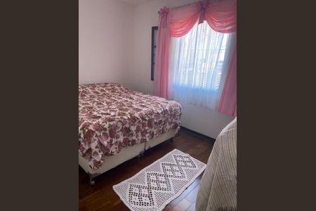 Casa à venda com 3 quartos, 170m² em Cidade São Jorge, Santo André