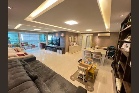 Apartamento à venda com 4 quartos, 190m² em Icaraí, Niterói