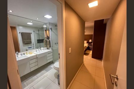 Apartamento à venda com 4 quartos, 190m² em Icaraí, Niterói