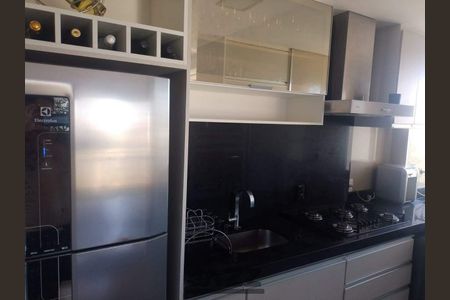 Apartamento à venda com 2 quartos, 45m² em Vila Marieta, Campinas