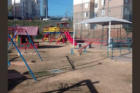 Apartamento à venda com 2 quartos, 45m² em Vila Marieta, Campinas