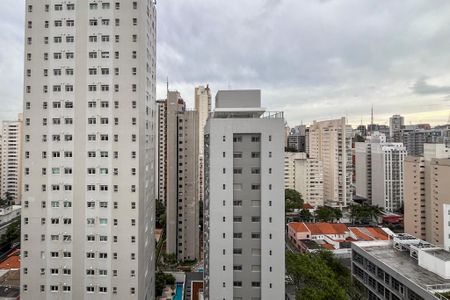 Vista da Sacada de apartamento para alugar com 1 quarto, 40m² em Aclimação, São Paulo