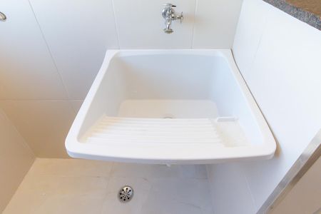 Apartamento para alugar com 64m², 3 quartos e 1 vagaÁrea de Serviço