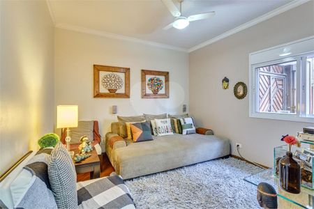 Casa à venda com 4 quartos, 209m² em Jardim Los Angeles, São Paulo