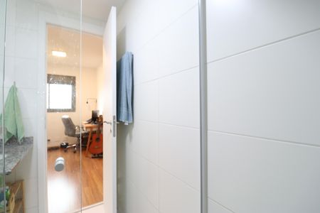 Apartamento à venda com 65m², 2 quartos e 1 vagaBanheiro Social