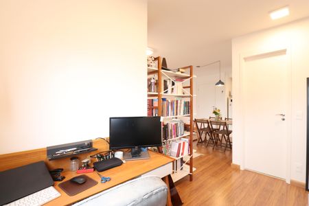 Apartamento à venda com 65m², 2 quartos e 1 vagaEscritório