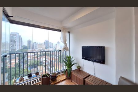 Apartamento à venda com 65m², 2 quartos e 1 vaga Apartamento à venda com 65m², 2 quartos e 1 vagaVaranda