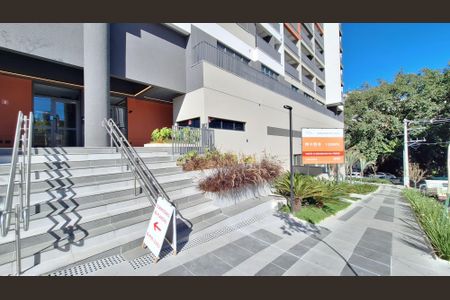 Apartamento à venda com 65m², 2 quartos e 1 vaga Apartamento à venda com 65m², 2 quartos e 1 vagaFachada