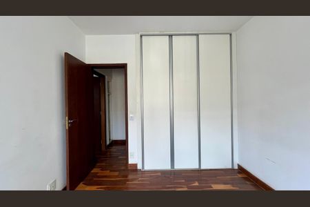 Apartamento à venda com 238m², 4 quartos e 2 vagasquarto 