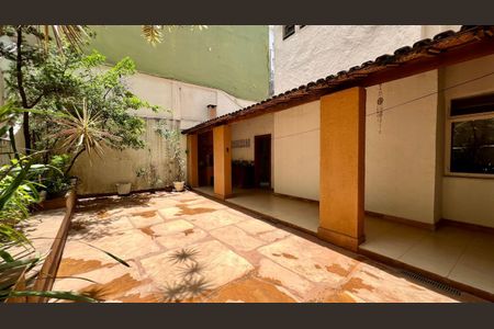 Apartamento à venda com 238m², 4 quartos e 2 vagasÁrea privativa