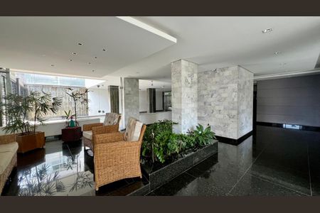 Apartamento à venda com 238m², 4 quartos e 2 vagasHall de entrada