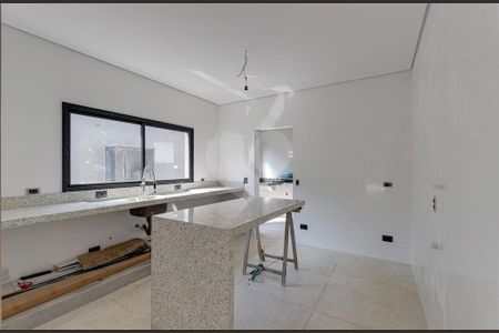 Casa à venda com 680m², 4 quartos e 3 vagas