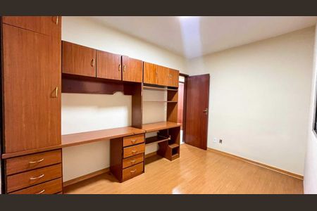Apartamento à venda com 3 quartos, 93m² em Palmares, Belo Horizonte
