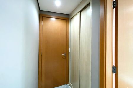 Apartamento para alugar com 216m², 3 quartos e 3 vagasCorredor