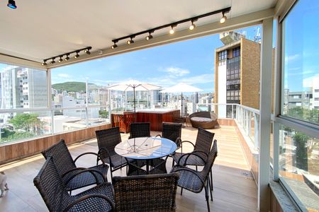 Apartamento para alugar com 216m², 3 quartos e 3 vagasCobertura