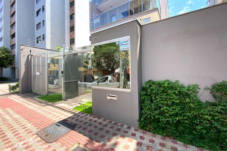 Apartamento para alugar com 216m², 3 quartos e 3 vagasFachada