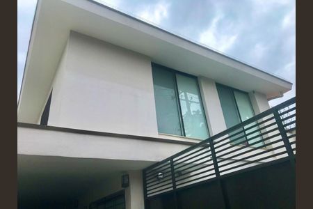 Casa à venda com 2 quartos, 250m² em Campo Belo, São Paulo
