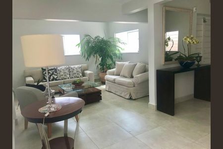 Casa à venda com 2 quartos, 250m² em Campo Belo, São Paulo