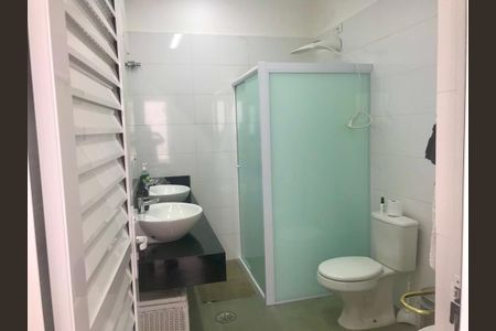 Casa à venda com 2 quartos, 250m² em Campo Belo, São Paulo