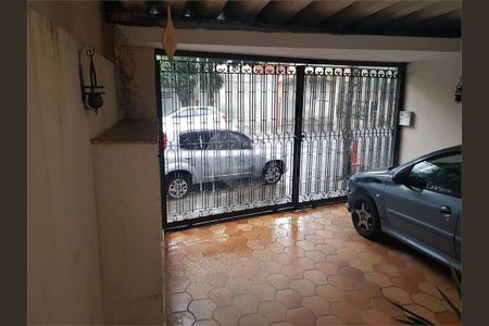 Casa à venda com 130m², 3 quartos e 2 vagas