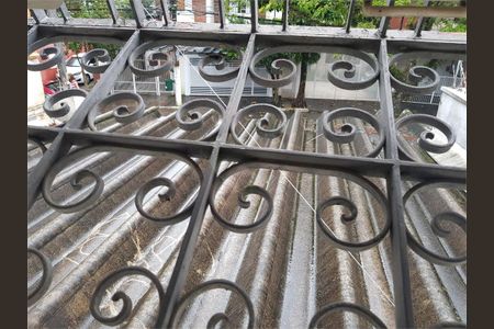 Casa à venda com 130m², 3 quartos e 2 vagas