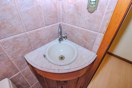 Casa à venda com 332m², 5 quartos e 4 vagasLavabo