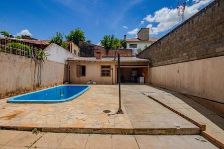 Casa à venda com 332m², 5 quartos e 4 vagasGaragem