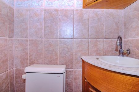 Casa à venda com 332m², 5 quartos e 4 vagasLavabo