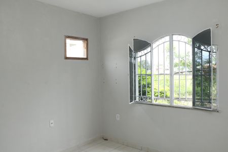 quarto de casa para alugar com 1 quarto, 20m² em Luz, Nova Iguaçu