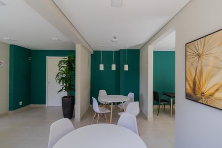 Apartamento para alugar com 33m², 2 quartos e sem vaga Apartamento para alugar com 33m², 2 quartos e sem vagaÁrea Comum - Salão de Festas