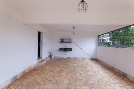 Casa de condomínio à venda com 280m², 3 quartos e 4 vagas Casa de condomínio à venda com 280m², 3 quartos e 4 vagasÁrea de Serviço