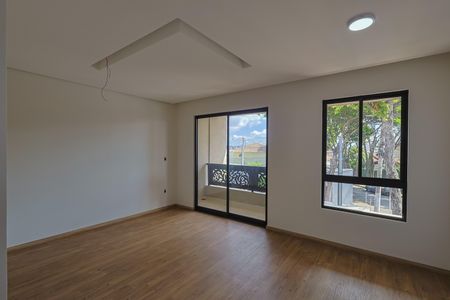 Casa à venda com 326m², 5 quartos e 4 vagasSuíte 3