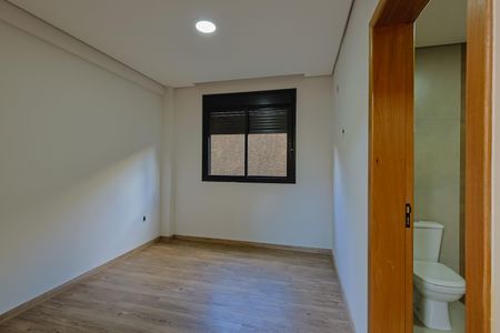 Casa à venda com 326m², 5 quartos e 4 vagasSuíte 1