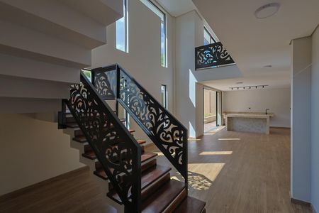 Casa à venda com 326m², 5 quartos e 4 vagasSala