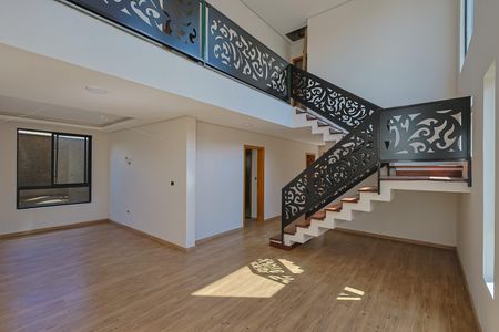 Casa à venda com 326m², 5 quartos e 4 vagasSala