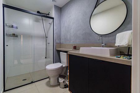 Banheiro de apartamento para alugar com 1 quarto, 25m² em Vila Butantã, São Paulo