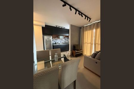 Sala/cozinha de apartamento para alugar com 2 quartos, 38m² em Vila Butantã, São Paulo