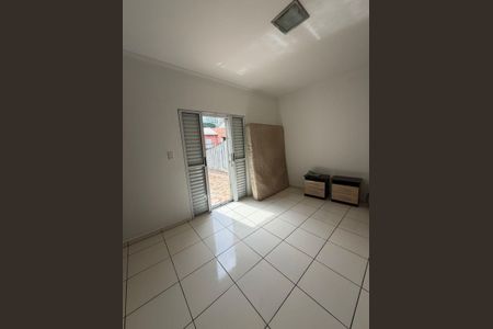 Casa para alugar com 4 quartos, 220m² em Jardim São Paulo, São Paulo