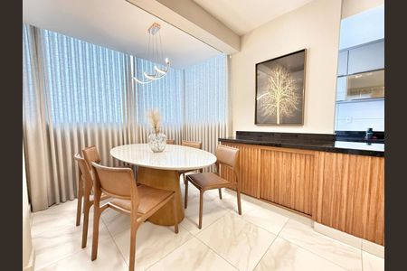 Apartamento à venda com 3 quartos, 80m² em Coração Eucarístico, Belo Horizonte