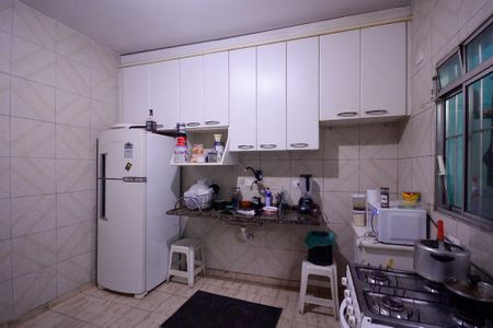 Casa à venda com 95m², 2 quartos e 2 vagas