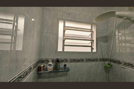 Casa à venda com 161m², 2 quartos e 2 vagasBanheiro Social