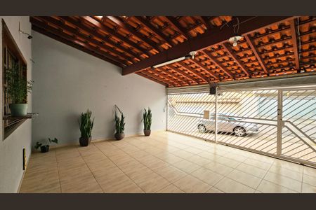 Casa à venda com 161m², 2 quartos e 2 vagasQuintal
