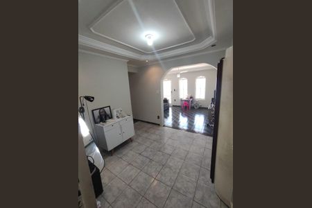 Casa à venda com 2 quartos, 250m² em Vila Aurocan, Campinas