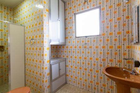 Apartamento para alugar com 130m², 2 quartos e 1 vaga Apartamento para alugar com 130m², 2 quartos e 1 vagaBanheiro da Suíte