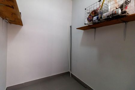 Apartamento para alugar com 130m², 2 quartos e 1 vaga Apartamento para alugar com 130m², 2 quartos e 1 vagaQuarto de Serviço