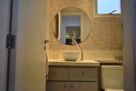 Apartamento à venda com 69m², 2 quartos e 1 vagaBanheiro Social