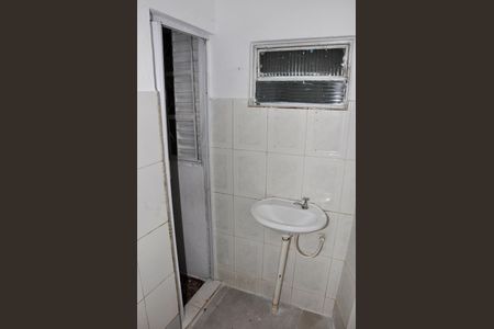 Casa para alugar com 28m², 1 quarto e sem vaga Casa para alugar com 28m², 1 quarto e sem vagaDetalhe - Banheiro Social